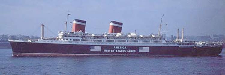 AMERICA mit verlngerten Schornsteinen