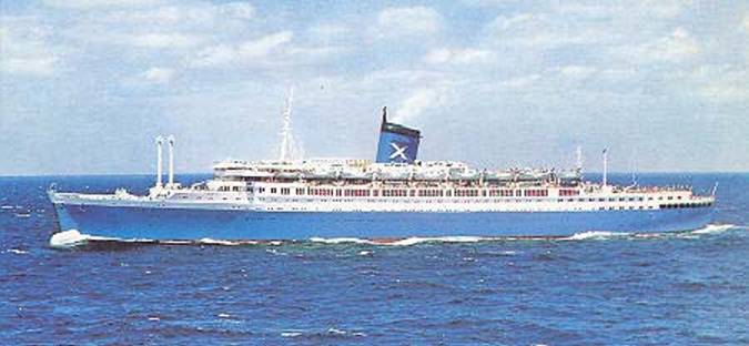 AMERICA wird zur ITALIS: Umgestaltung in Werbebildern ...