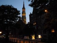 ... zurck durch nchtliche Hamburger Idylle ...