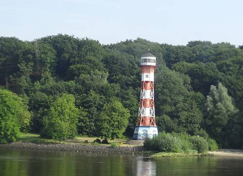 Hamburg ade: Am Leuchtfeuer Wittenbergen