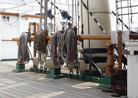 Aufgerumt: An Deck der "Rickmer Rickmers" ...