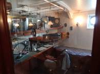 ... Platz genug fr den Bordfunker ...