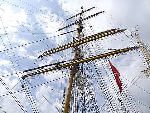 Dienst auch im hchsten Mast ...