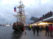 Abendstimmung kommt auf an den Landungsbrcken