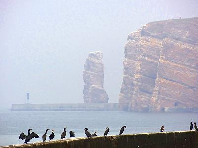 ... endlich: die "Lange Anna" im Dunst ... ... endlich: die "Lange Anna" im Dunst ...