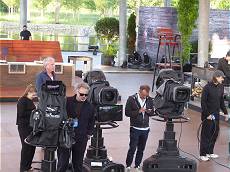 Mehr Kameras als Darsteller? Mehr Kameras als Darsteller?