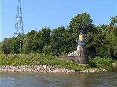 Vorbei am Leuchtturm Magdeburg Vorbei am Leuchtturm Magdeburg