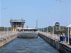 Auch oben klebt die Prinzessin noch hinter uns ... Auch oben klebt die Prinzessin noch hinter uns ...