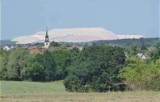Blick zum Ort Rogätz und den Kaliberg Blick zum Ort Rogätz und den Kaliberg