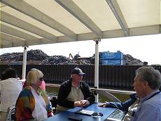 An den Anblick muss man sich gewöhnen ... An den Anblick muss man sich gewöhnen ...