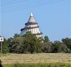 Der "Jahrtausendturm" grüßt ... Der "Jahrtausendturm" grüßt ...