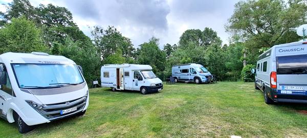 LERRY Stellplatz fr zwei Nchte ...