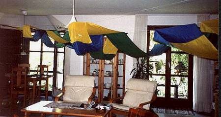 30 Meter Schlange an der Wohnzimmerdecke