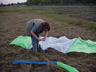 Ein spannender Moment: Der erste Aufbau ...