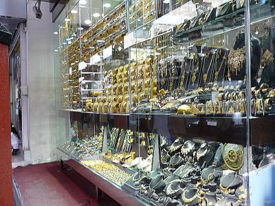 Eid: Gold wird verkauft, aber die Gewrzlden sind geschlossen ...