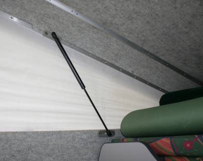 ... und die Gasdruckdmpfer sind innen geschtzt ...