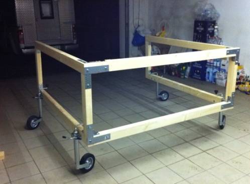 Selbstgebautes Gestell fr das Winter-Parking ...