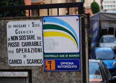 Zum Glck gabs ihn: den "Bremsenspezialisten" ...