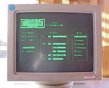 Bildschirm bei der BAYWA Grafing: Auch die Achslasten sind ok ...