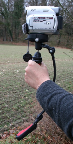 Wahlweise ein einfaches Schwebestativ ...