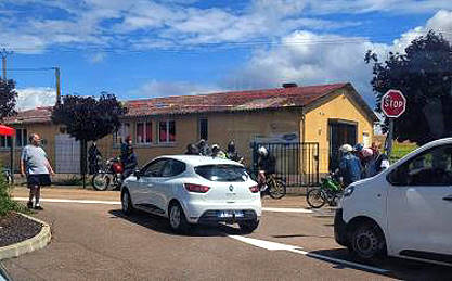 Aber es gibt einen Motorradclub! Aber es gibt einen Motorradclub!