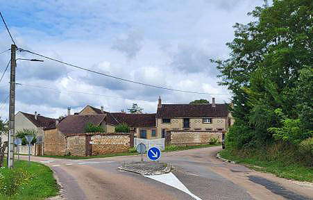 "Schön Ruhig" der Ort Bellechaume ... "Schön Ruhig" der Ort Bellechaume ...