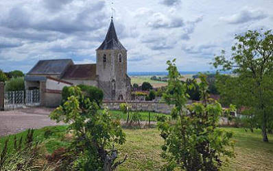 Renaissancekirche und der Heiligen Dreifaltigkeit geweiht Renaissancekirche und der Heiligen Dreifaltigkeit geweiht