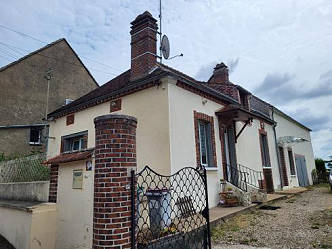 Weiter durch die Straßen von Bellechaume ... Weiter durch die Straßen von Bellechaume ...