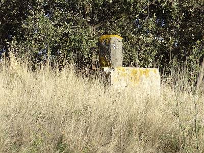 Meilenstein für Meilenstein Richtung Carcassonne ... Meilenstein für Meilenstein Richtung Carcassonne ...