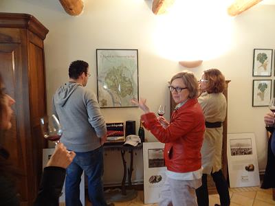 Weiterbildung und Degustation der Keller-Weine ...