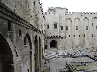 Papstpalast mit Rundblick ...