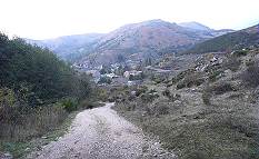 Lichter Moment: In Bildmitte die Piste C18 schrg nach rechts, morgiges Ziel