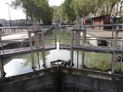 Schleuse am Bahnhof Matabiau