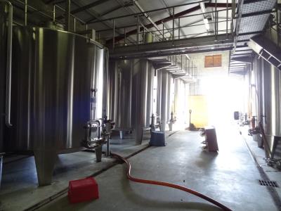 Edelstahl und Beton ...