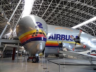 Super Guppy aufgeklappt ...