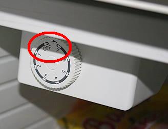 Garantie für keinen Nachtalarm: Schalter Kühlschrank auf "off"