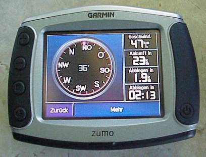 Viele Alternativ-Screens: Hier die Kompass-Seite ...