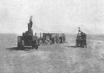 01.05.1909: Ankunft an der funktionsuntchtigen Martin Luther Dampflokomobile an der Stadtgrenze zu Swakopmund ...