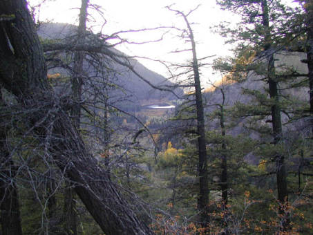 Durch einsame Berglandschaften ...