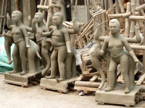 Markt fr Tonfiguren ...