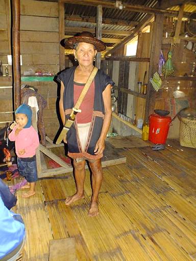 ... mit ursprnglichen Bewohnern ...