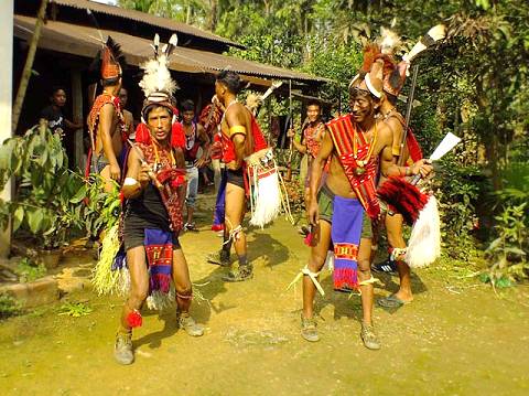 Ehemalige Kopfjger in Nagaland ...