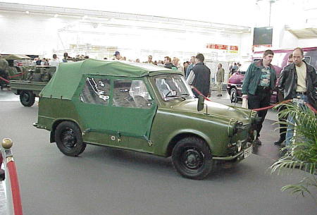 Alles da: Vom Militr-Trabbi ...