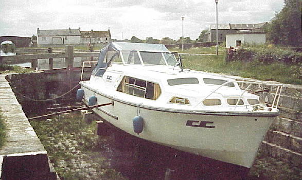 ... im Trockendock von Cloondara ...