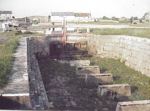 Hier mssen wir rein!