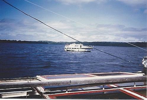 Der Kreuzer ist freigeschleppt ...