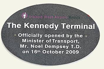 Einsam: Kennedy Terminal von Knock
