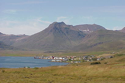 Wieder in Reyðarfjörður ...