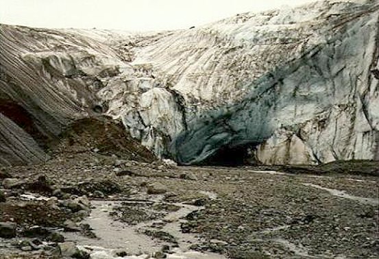 ... an der Eishhle ...