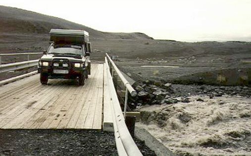 Auf der Brcke ber die Kreppa  ...